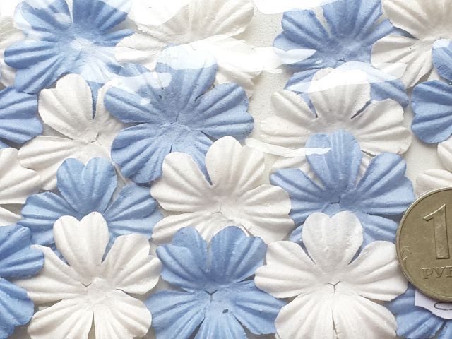 ScrapBerrys Набор цветочков из шелковичной бумаги, 20 шт SCB3008 (06 голубой)