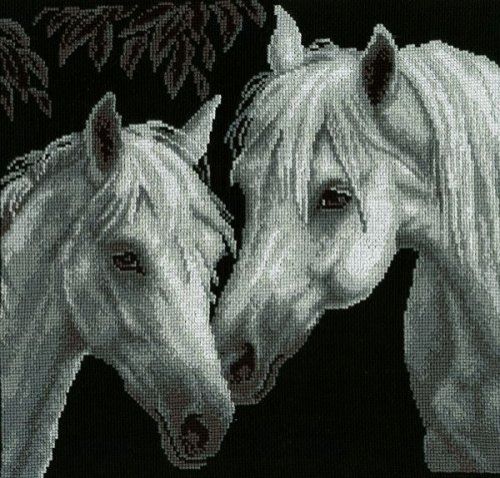 Hobby Pro Набор для вышивания А687 Белые кони. 29х27см