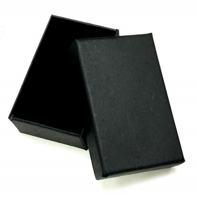 Коробка картон мини цв. чёрный, 5*8*3см 1шт.