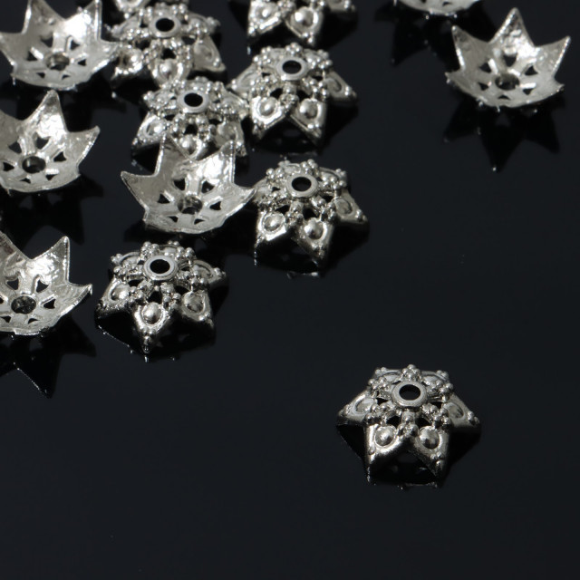 Шапочки для бусин 1,5×1,5×0,8 см, 10 шт. цвет серебро 9908552