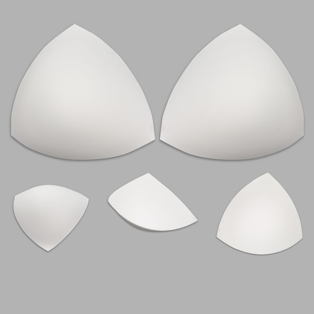 FN-20 Чашечки корсетные треуг. без уступа с равн. наполнением для купальников, р.3 приг.белый 625198