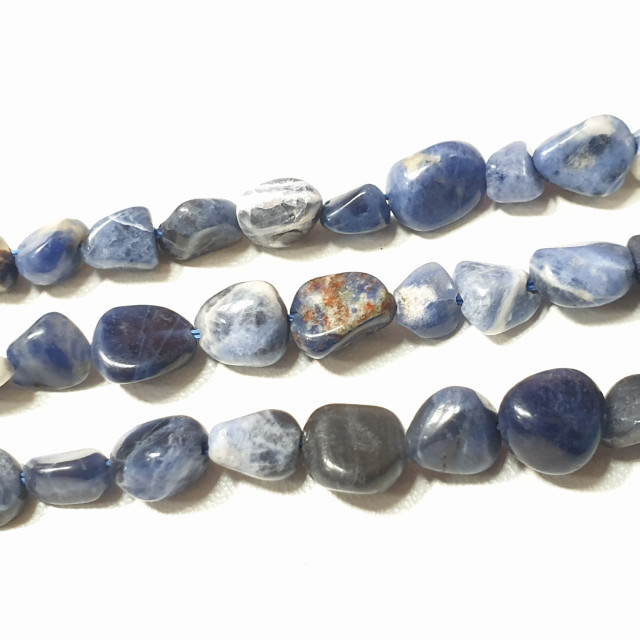 Бусины содалит галтовка 6*9х4*6 нить около 38см