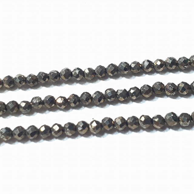 Бусины Пирит шарик гранёный 2,2мм. нить около 39см